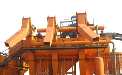Máy nhảy ba giai đoạn trống bên (sản phẩm thế hệ thứ hai)